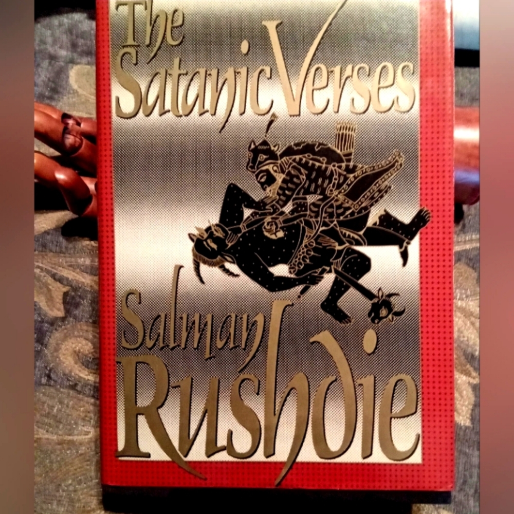 SALMAN RUSHDIE "THE SATANIC VERSES"